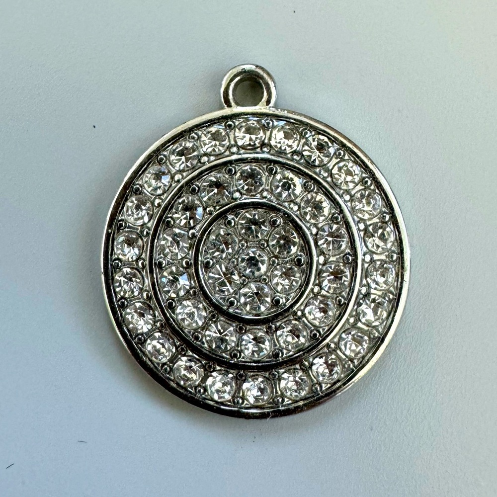 Silver & clear stones pendant